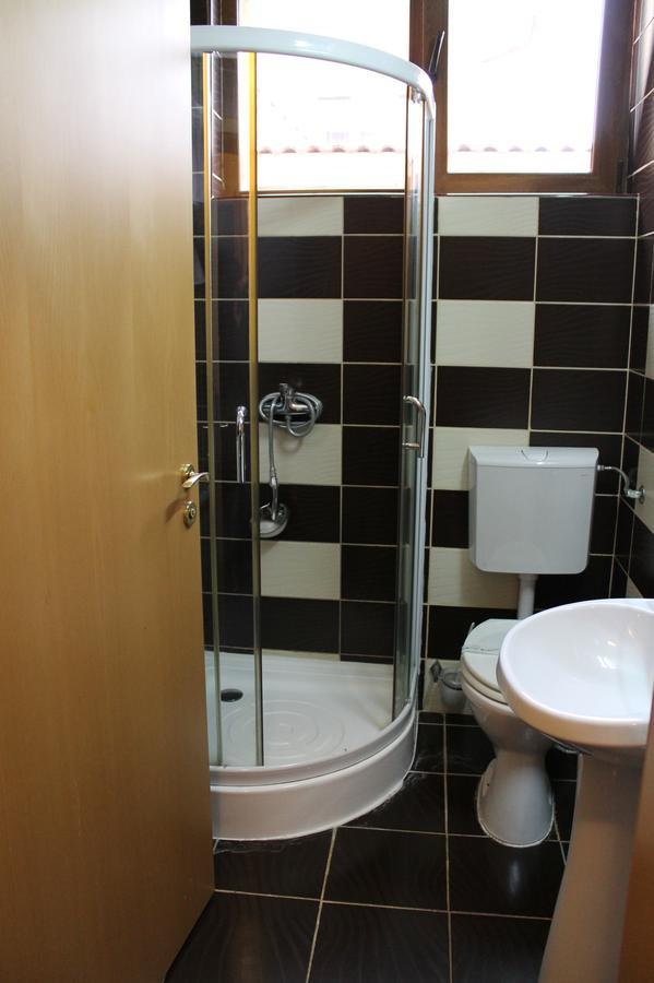 Moticica Hotel Timisoara Esterno foto