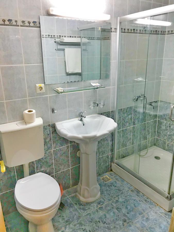 Moticica Hotel Timisoara Esterno foto
