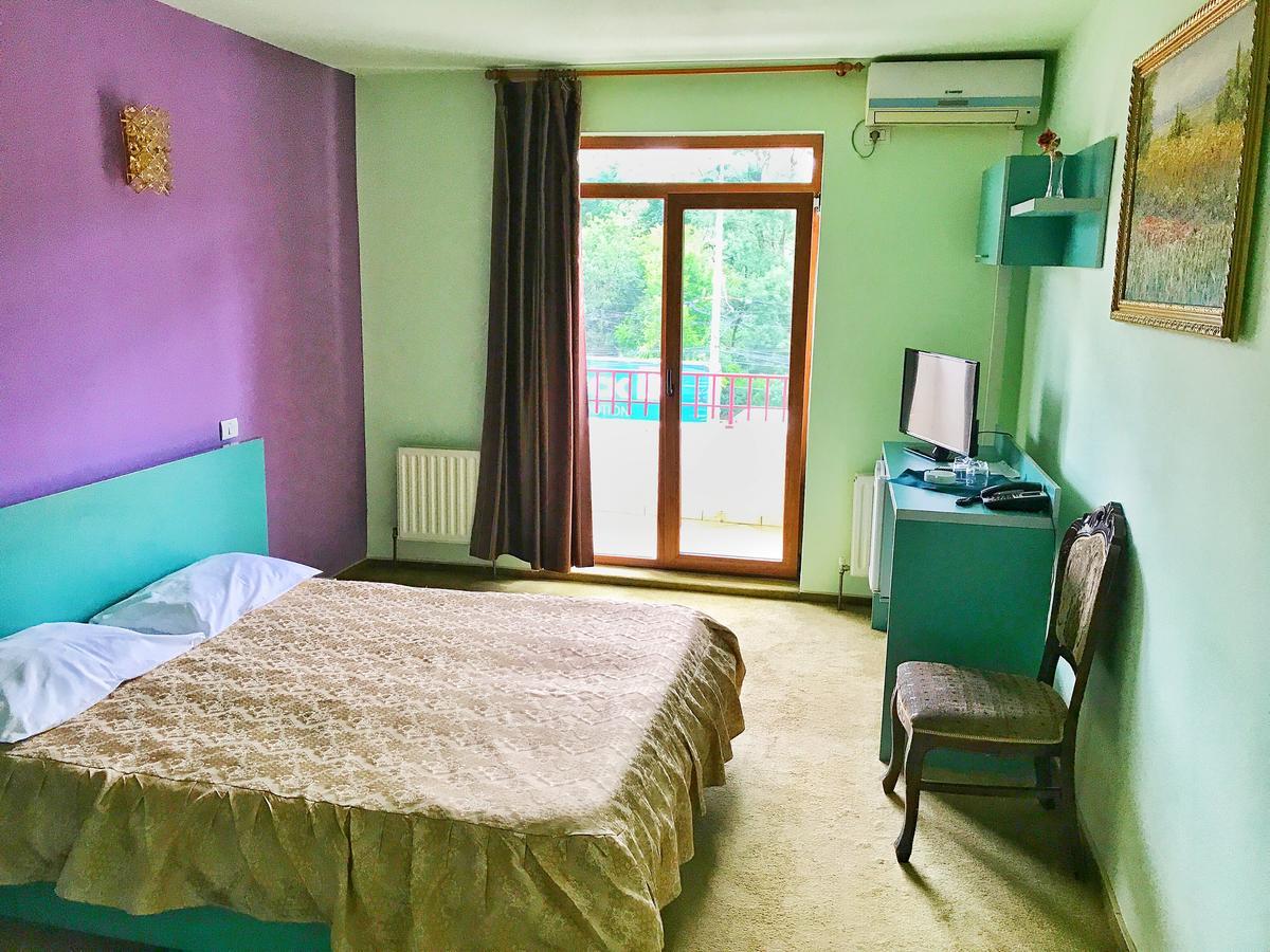 Moticica Hotel Timisoara Esterno foto